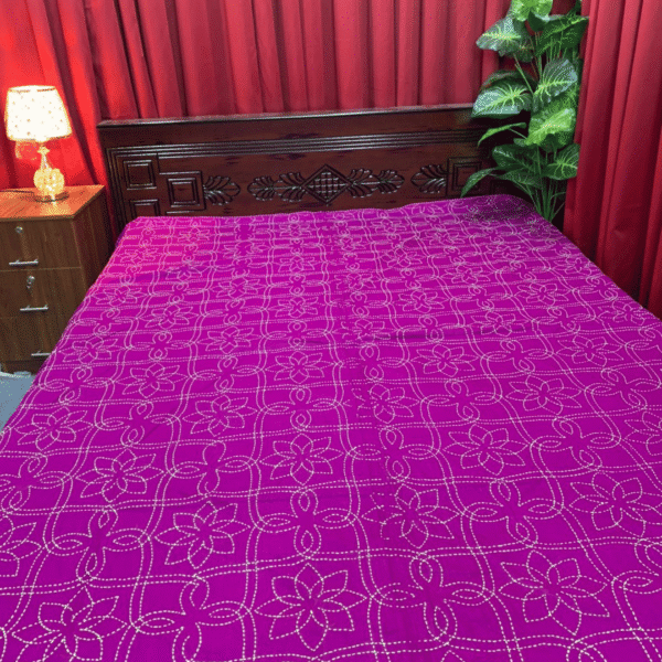 পার্পেল কালার সুজনি নকশি কাঁথা (২)
